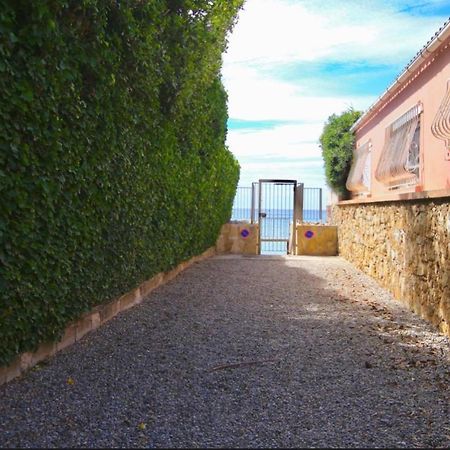 Appartement Pied Dans L'Eau ラ・セーヌ・シュル・メール エクステリア 写真