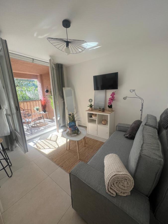 Appartement Pied Dans L'Eau ラ・セーヌ・シュル・メール エクステリア 写真
